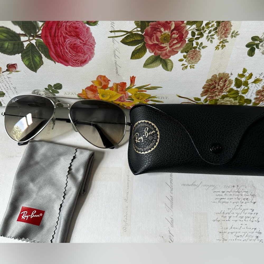 Aviator sunglasses